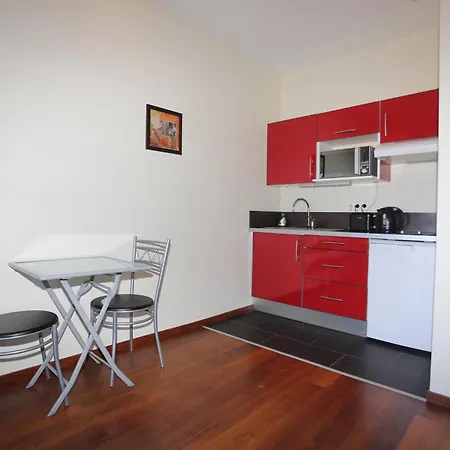 O'sullivans Bar And Hotel apartamentowy