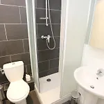 O'sullivans Bar And Apart Otel 3*