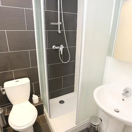 O'sullivans Bar And Lejlighedshotel 3*